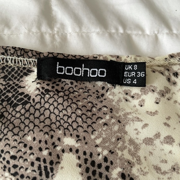 Boohoo shake shin bodysuit - Picture 2 of 2